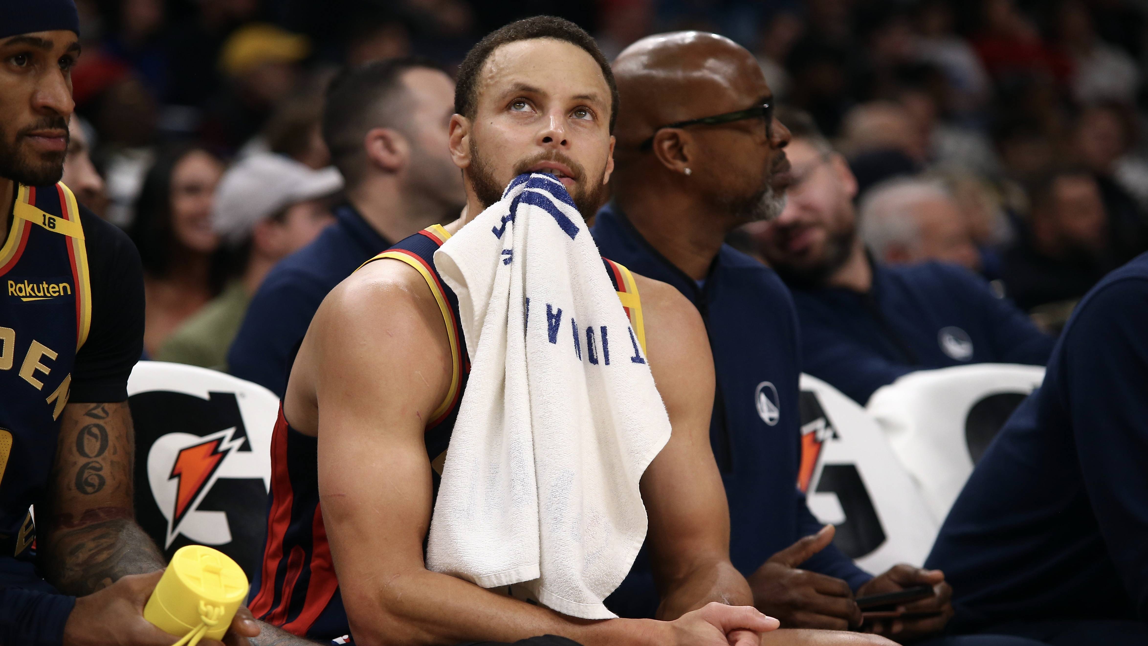 kaiyun中国官方网站-包含史上最快达到2万分的NBA球员，库里的神突破！的词条