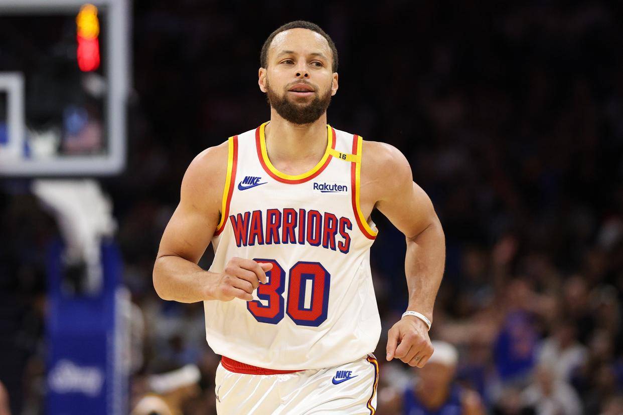 包含史上最快达到2万分的NBA球员，库里的神突破！的词条